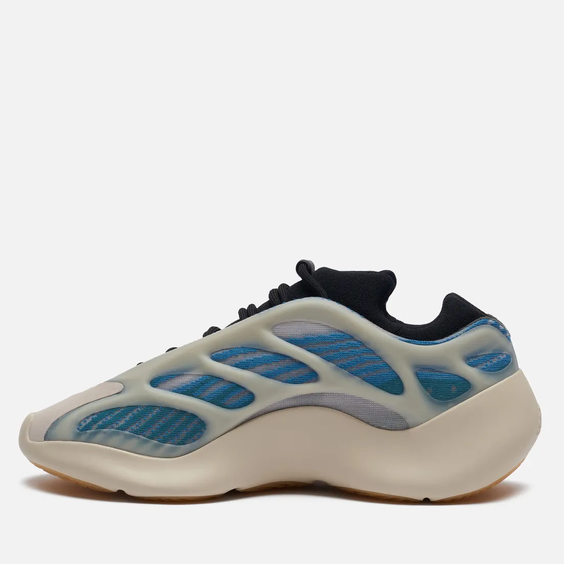 adidas Originals Кроссовки YEEZY 700 V3
