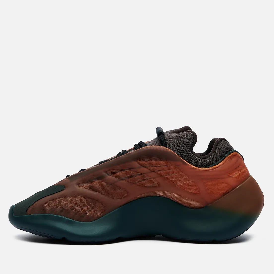 adidas Originals Кроссовки YEEZY 700 V3