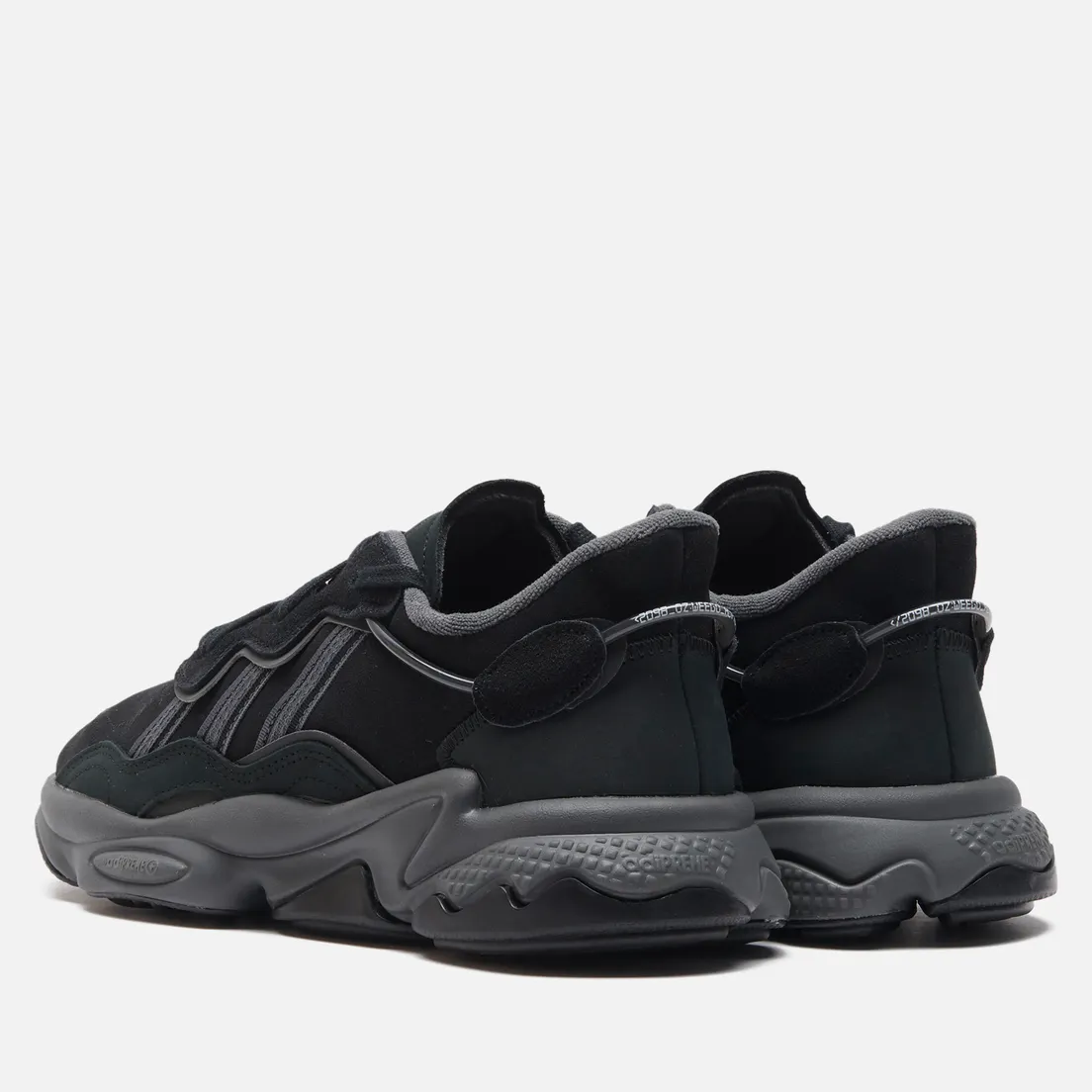 adidas Originals Кроссовки Ozweego