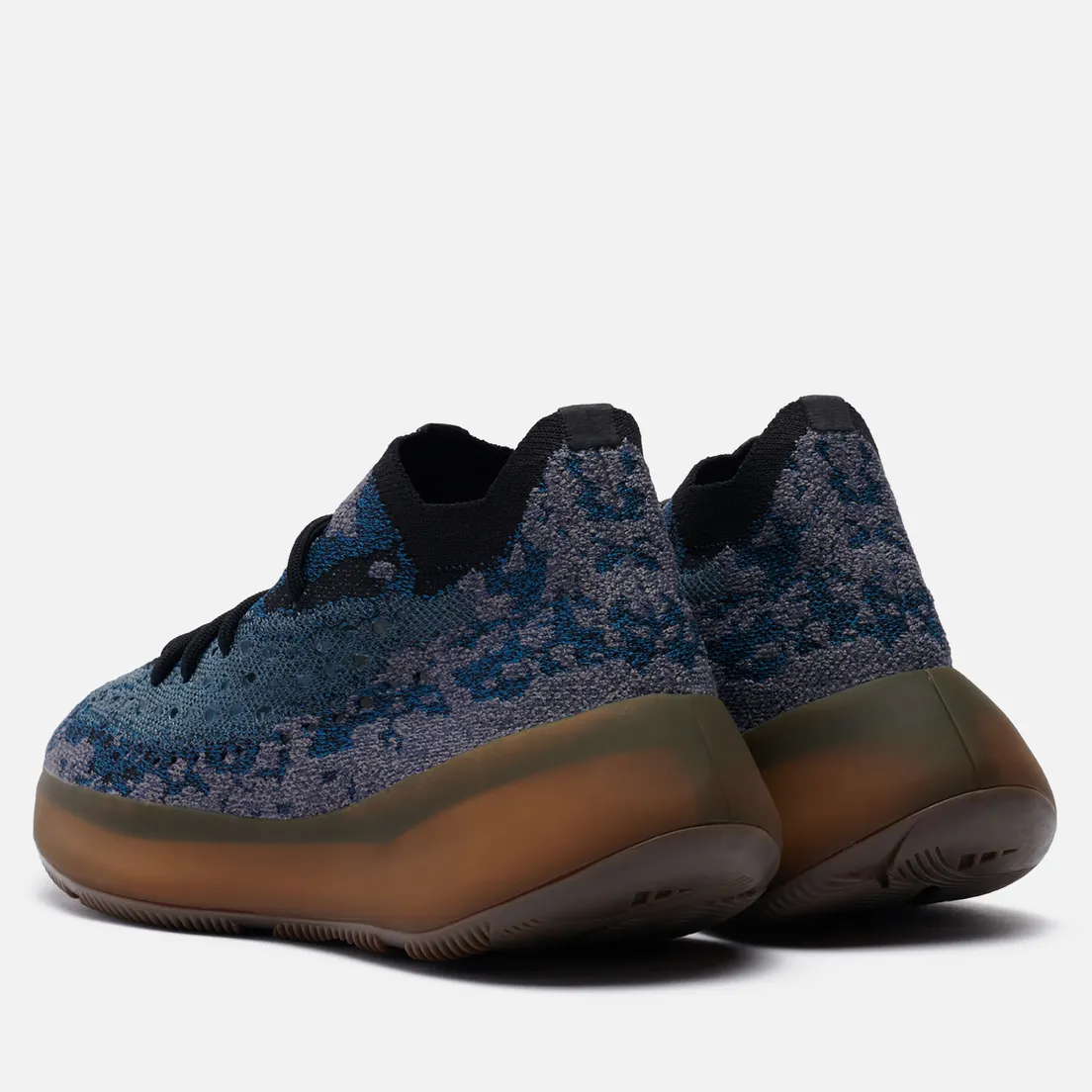 adidas Originals Кроссовки YEEZY Boost 380