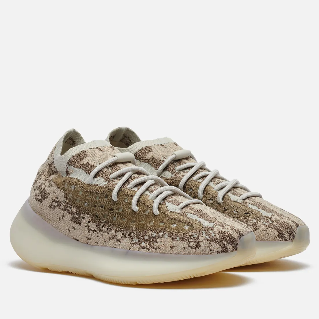 adidas Originals Кроссовки YEEZY Boost 380