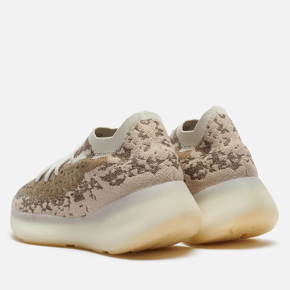 adidas Originals Кроссовки YEEZY Boost 380