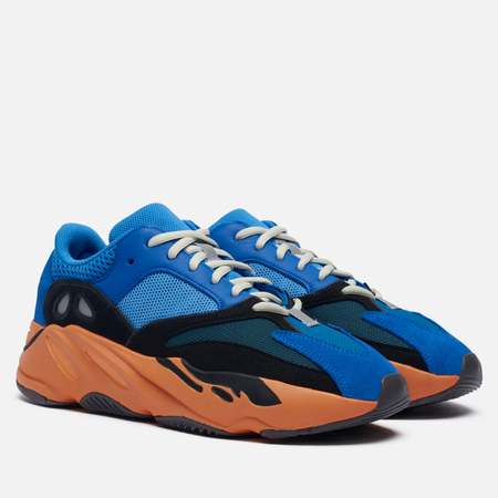 фото Кроссовки adidas originals yeezy boost 700, цвет голубой, размер 38.5 eu