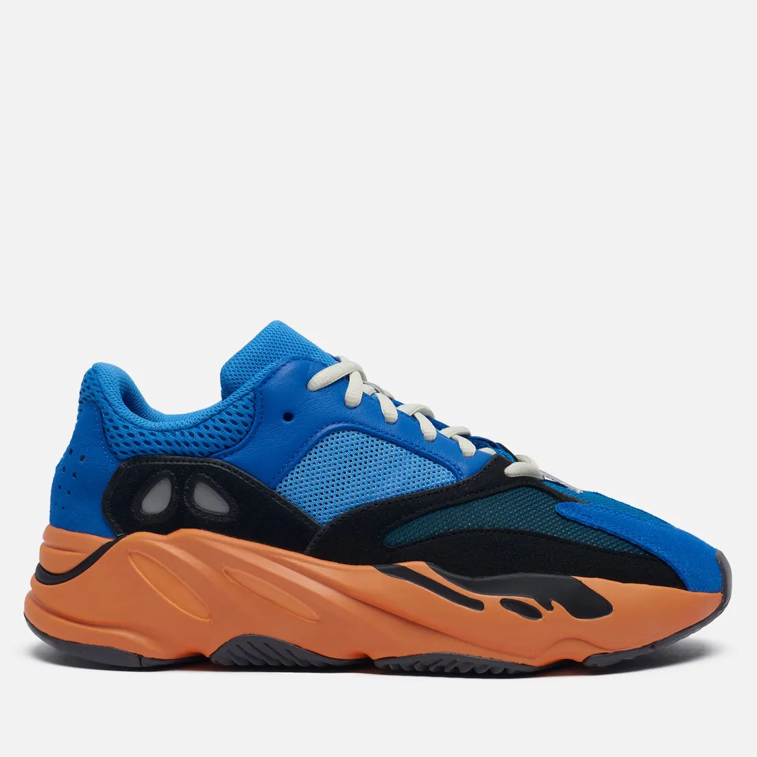 adidas Originals Кроссовки YEEZY Boost 700