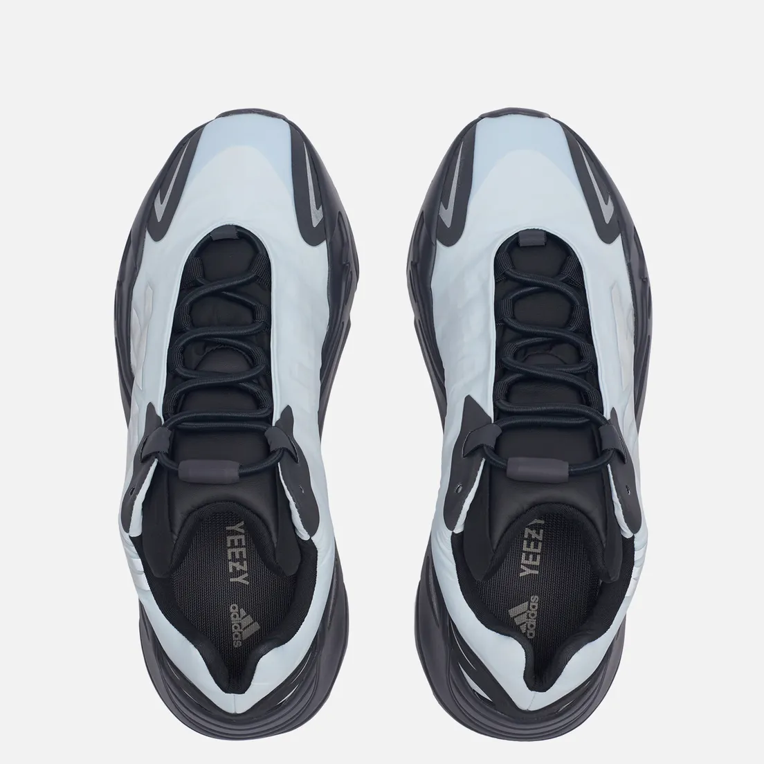 adidas Originals Кроссовки YEEZY Boost 700 MNVN