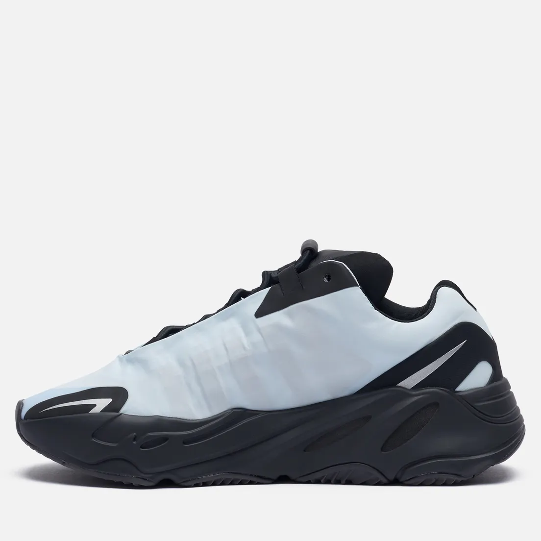 adidas Originals Кроссовки YEEZY Boost 700 MNVN