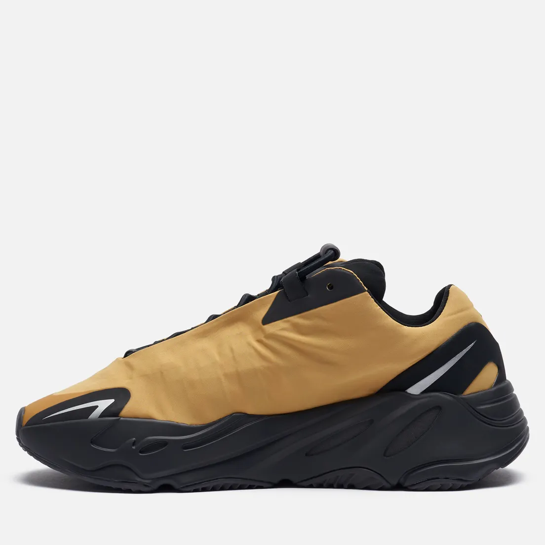 adidas Originals Кроссовки YEEZY Boost 700 MNVN