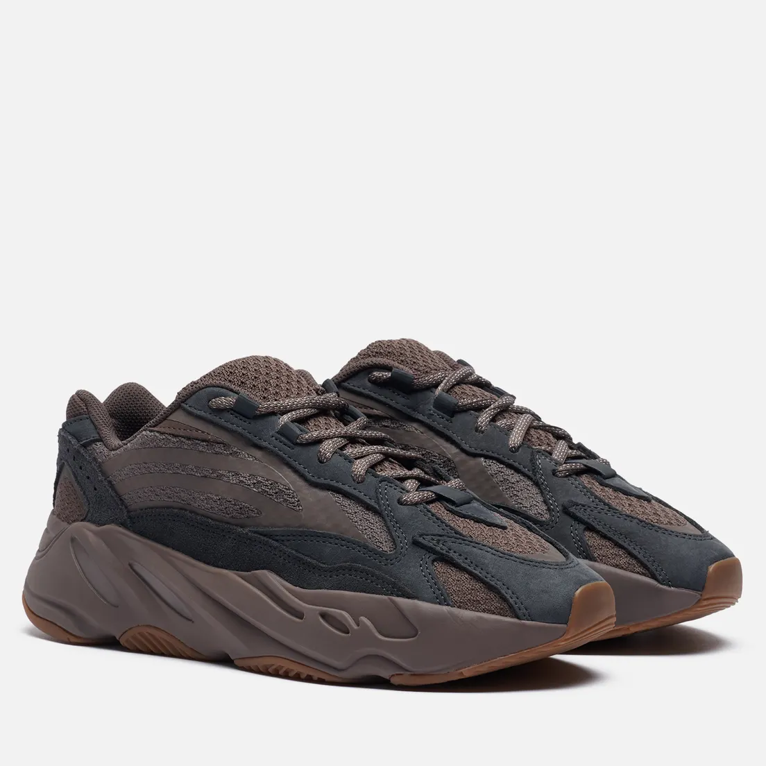 adidas Originals Кроссовки YEEZY Boost 700 V2