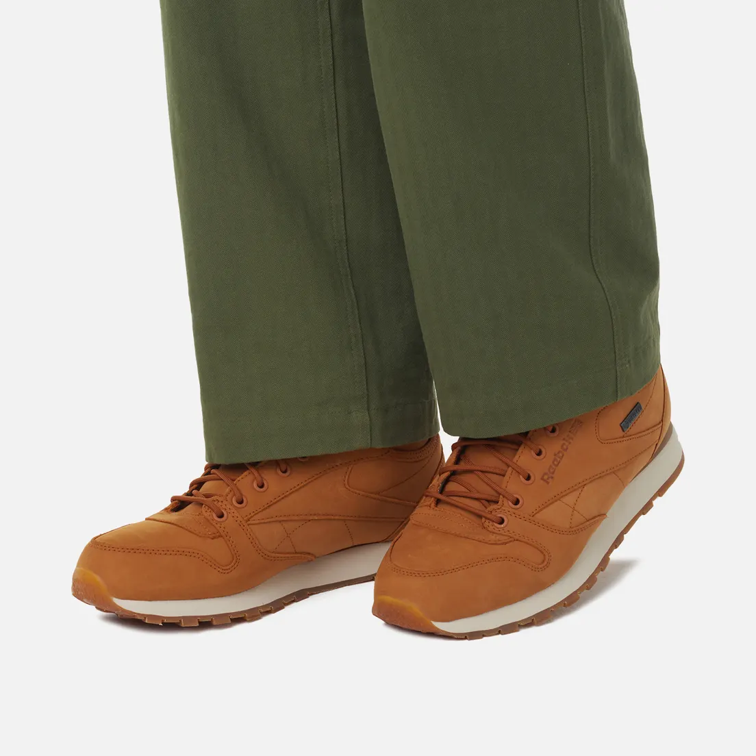 Reebok Мужские кроссовки Classic Leather Mid Gore-Tex Thin