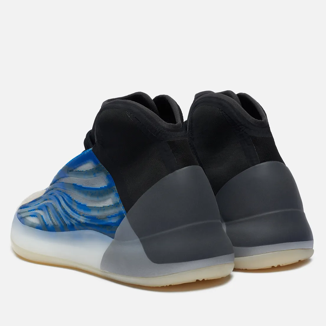 adidas Originals Кроссовки YEEZY QNTM