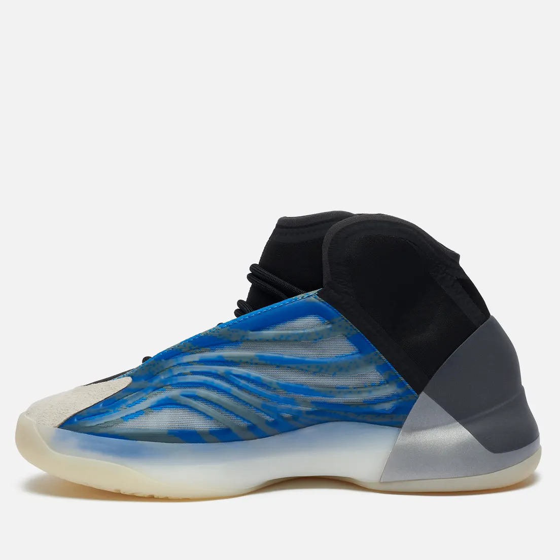 adidas Originals Кроссовки YEEZY QNTM