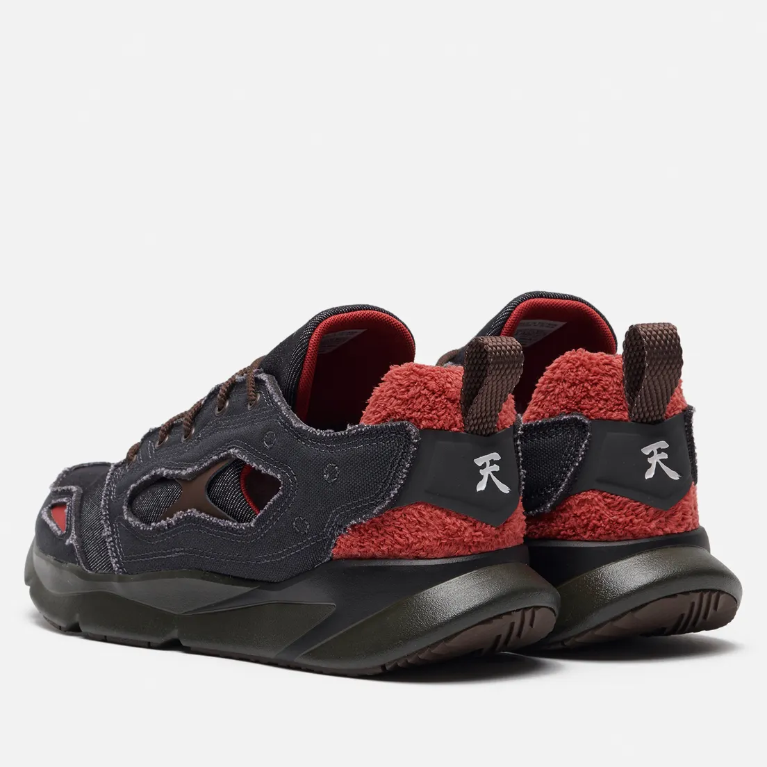 Reebok Мужские кроссовки x Street Fighter Furylite 95