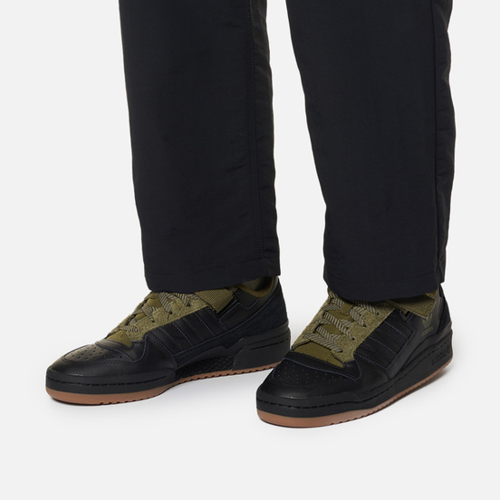 Мужские кроссовки adidas Originals Forum Low Core Black/Focus Olive/Gum