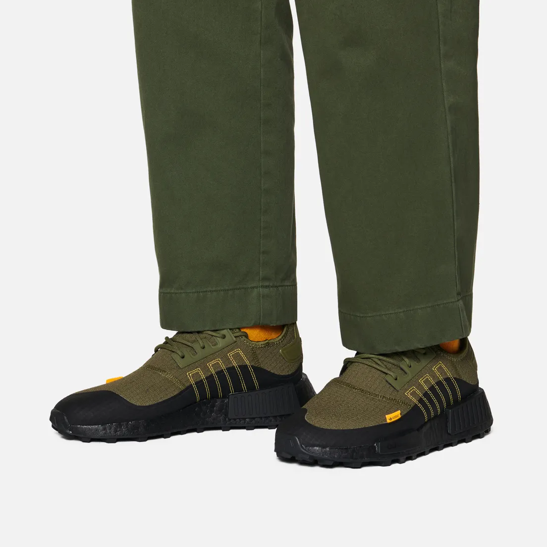 adidas Originals Мужские кроссовки NMD_R1 TR