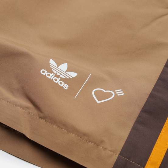 Мужские шорты adidas Originals x Human Made Wind Cardboard/Tangerine