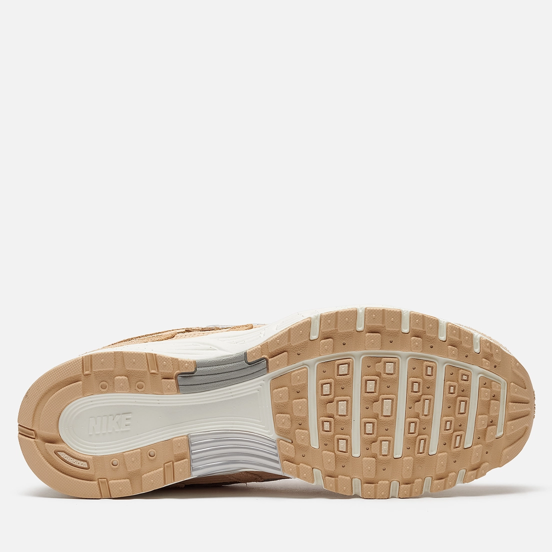 Nike Кроссовки P-6000 SE