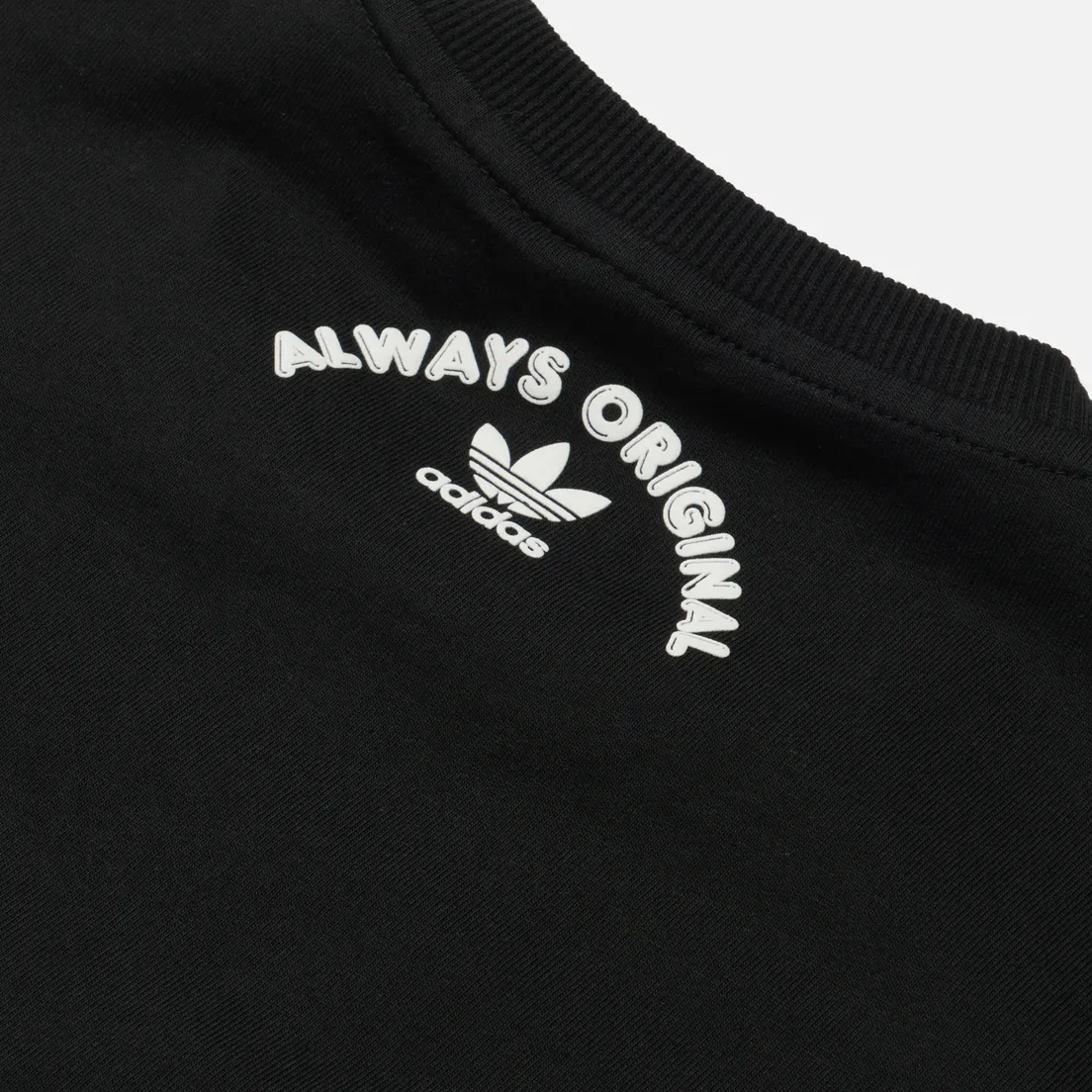 adidas Originals Женская футболка Always Original Graphic
