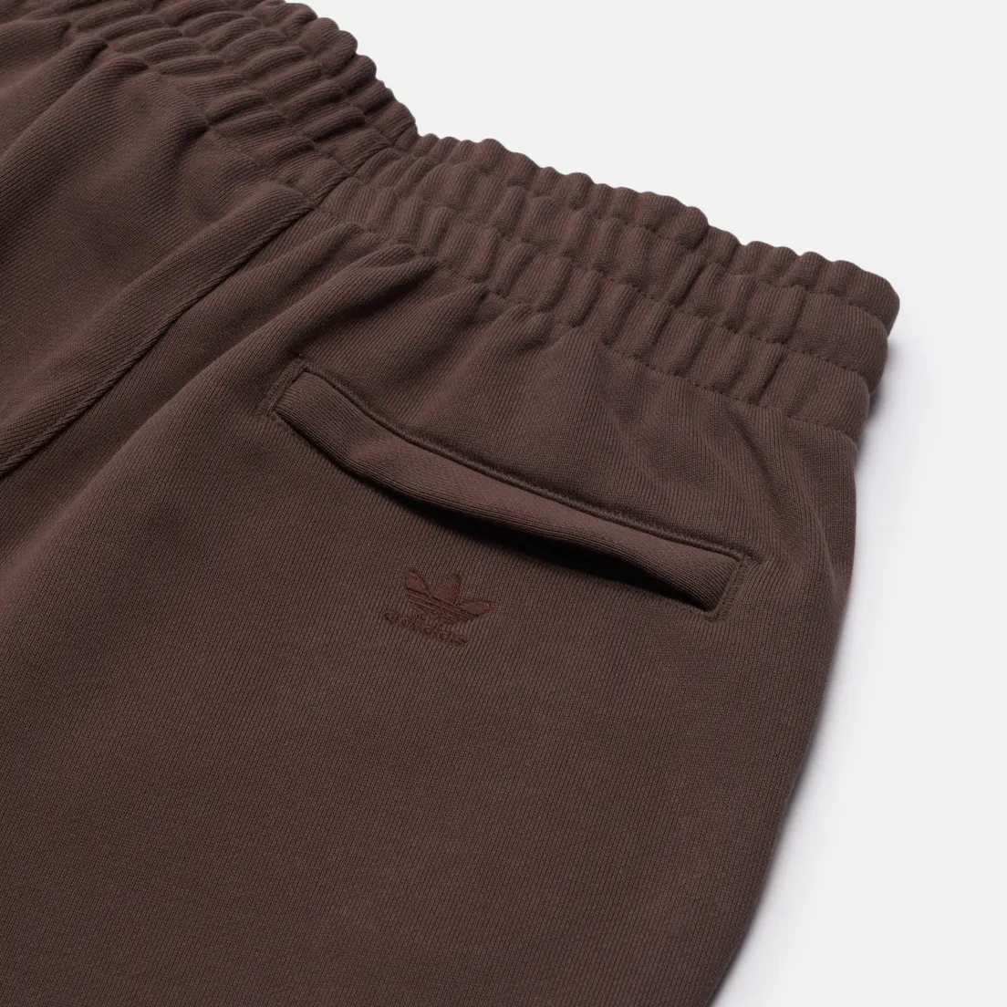 adidas Originals Мужские брюки x Pharrell Williams Basics Human Race Logo