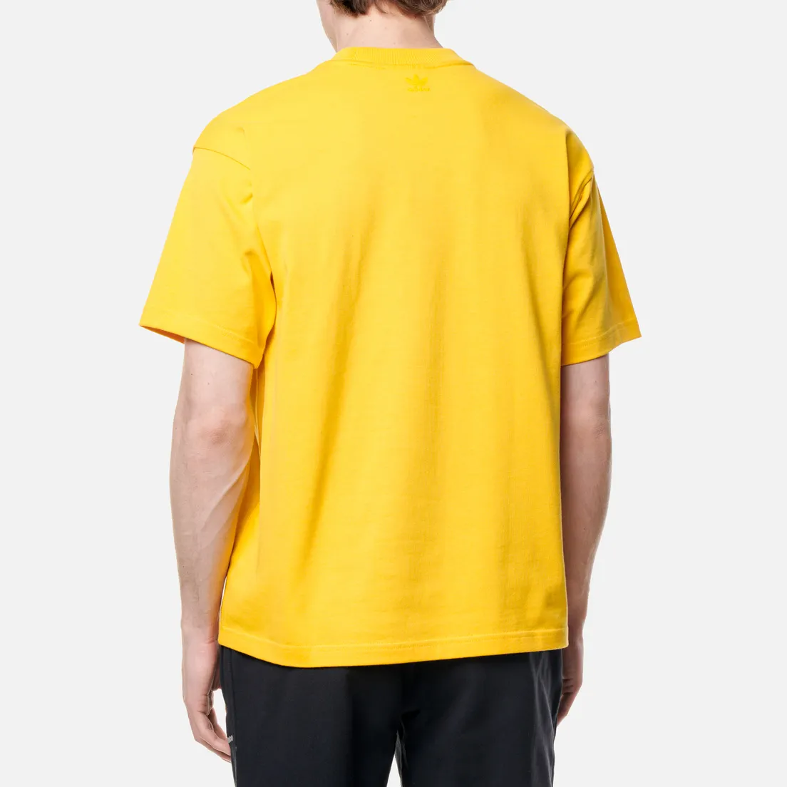 adidas Originals Мужская футболка x Pharrell Williams Basics Human Race Logo