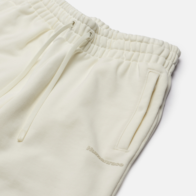 Мужские брюки adidas Originals, цвет белый, размер M HG2686 x Pharrell Williams Basics Human Race Logo - фото 2
