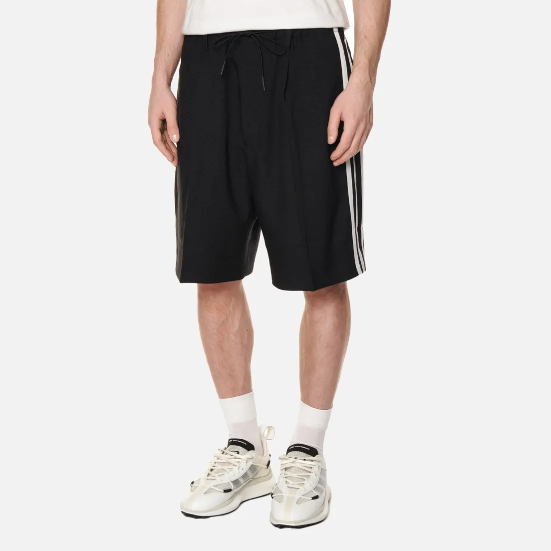 Y-3 Мужские шорты Chapter 1 Elegant 3 Stripes
