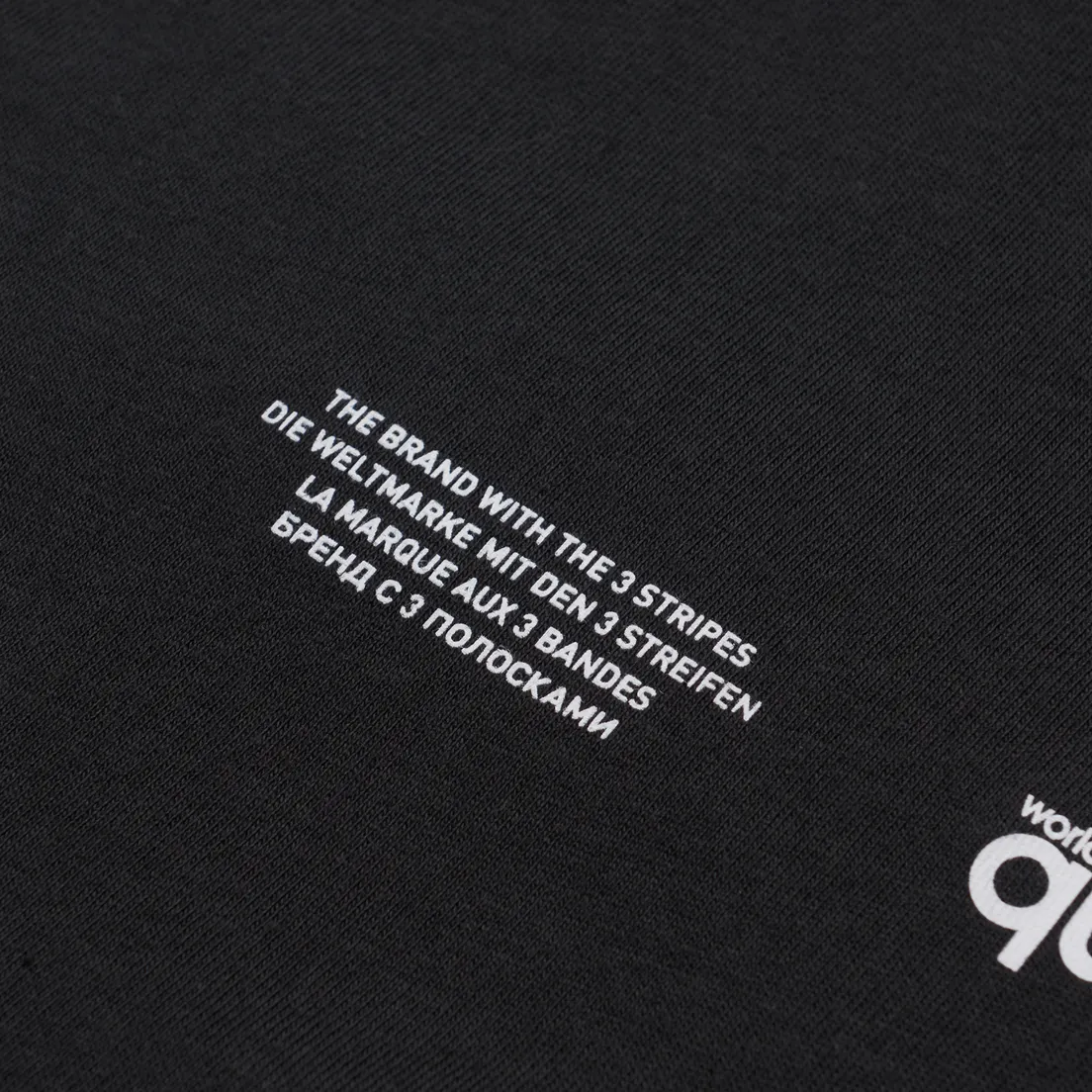 adidas Originals Мужская футболка Moscow World Tour