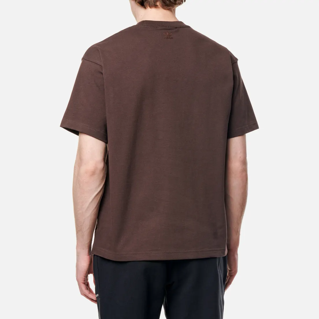 adidas Originals Мужская футболка x Pharrell Williams Basics Human Race Logo