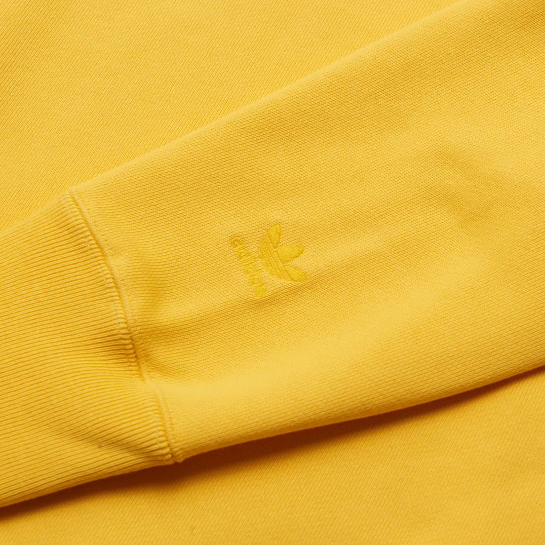 adidas Originals Мужская толстовка x Pharrell Williams Basics Crew Human Race Logo