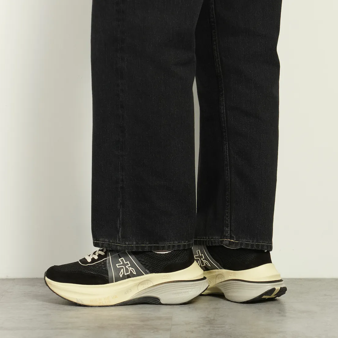 Premiata Женские кроссовки Hill 7510