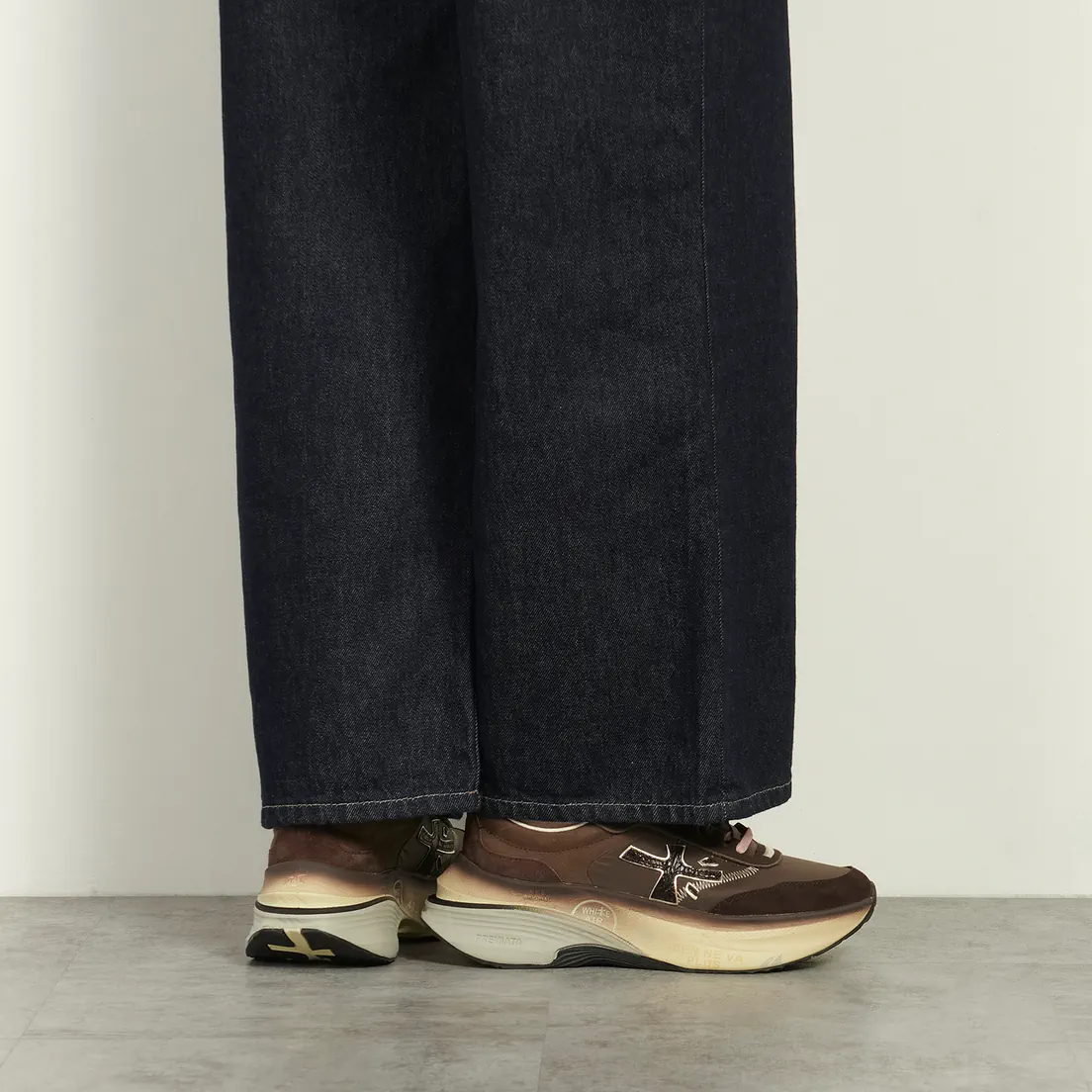 Premiata Женские кроссовки Hill 7896