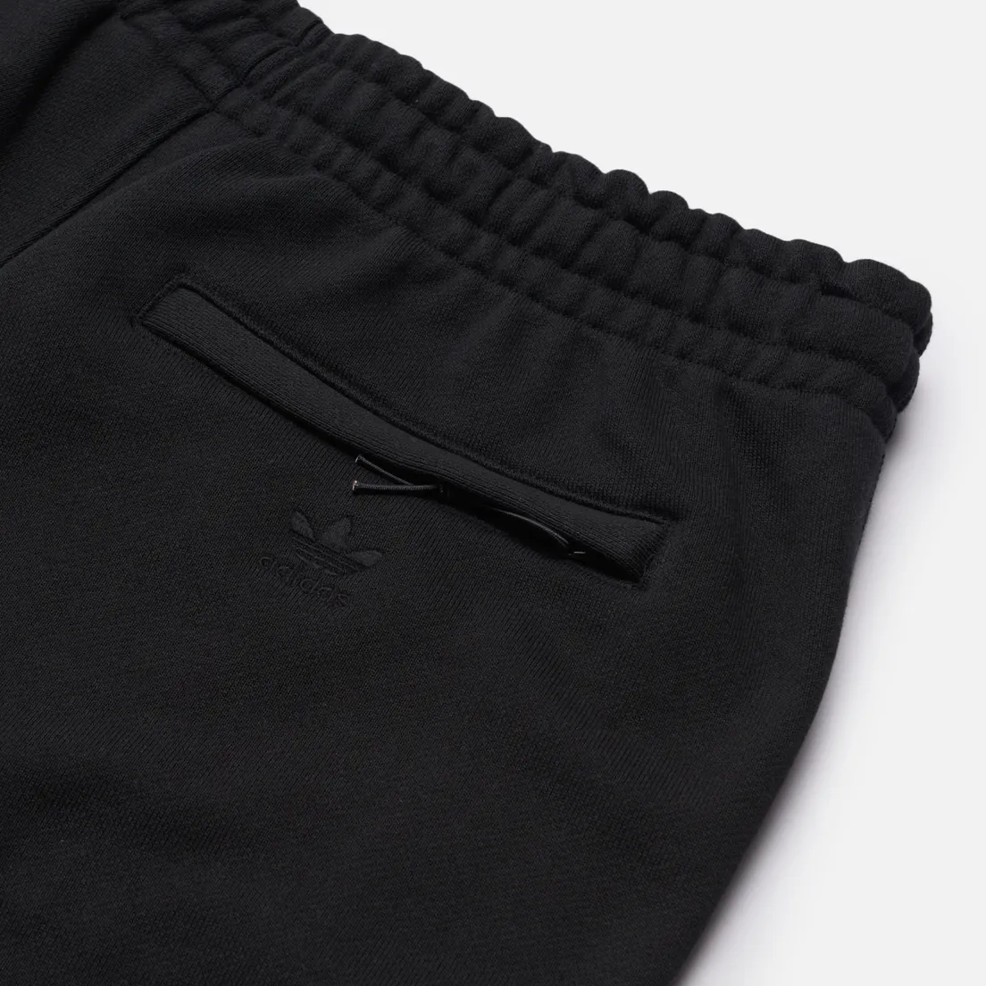 adidas Originals Мужские шорты x Pharrell Williams Basics Human Race Logo