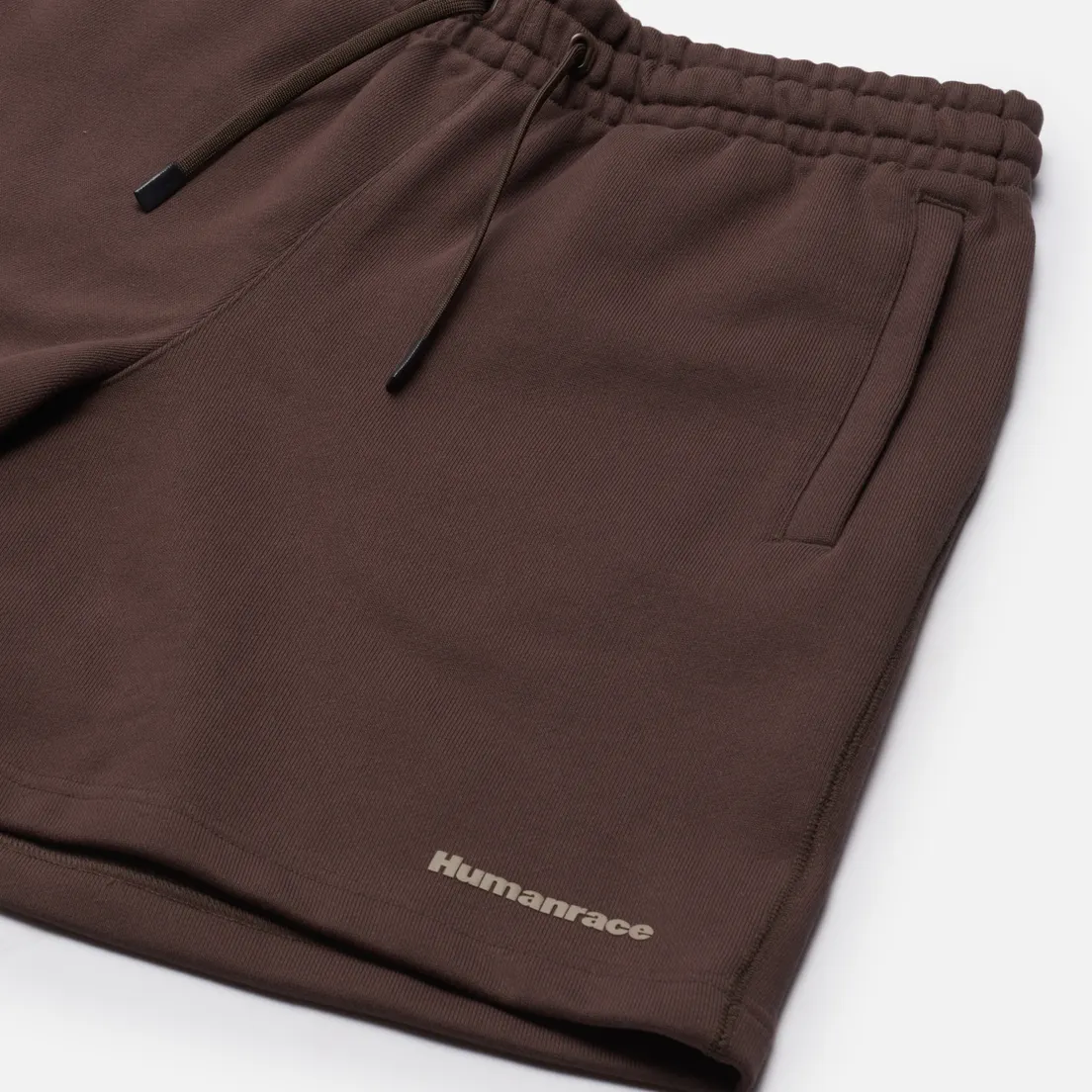 adidas Originals Мужские шорты x Pharrell Williams Basics Human Race Logo