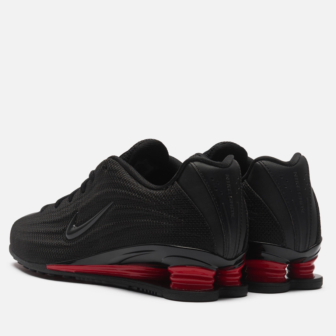 Nike Женские кроссовки Wmns Shox Z