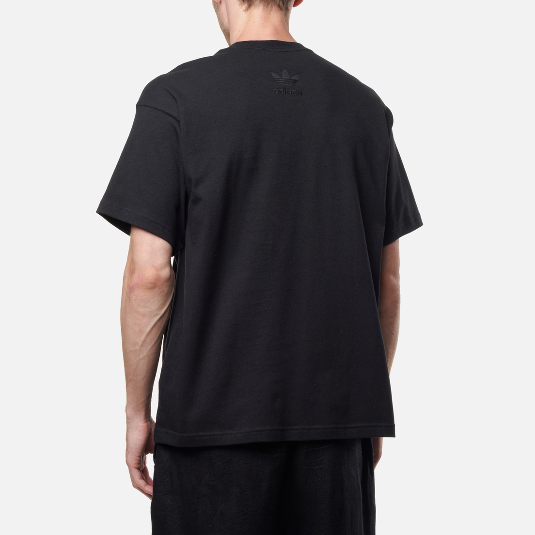 adidas Originals Мужская футболка Premium Logo Moscow