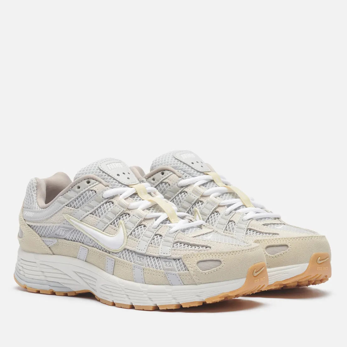 Nike Женские кроссовки Wmns P-6000