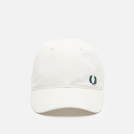 Кепка Fred Perry Pique Classic Snow White