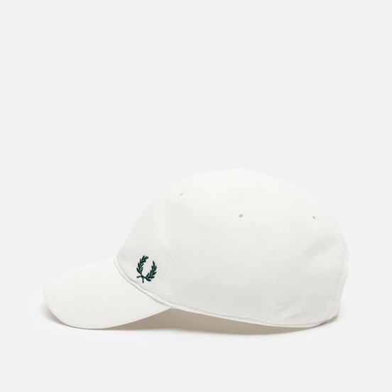 Кепка Fred Perry Pique Classic Snow White