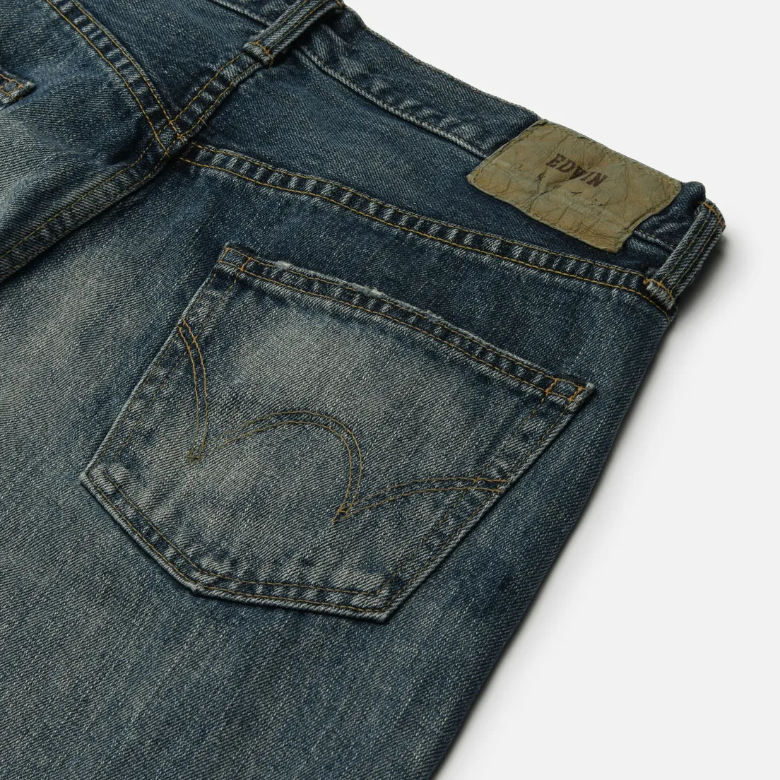 Edwin Мужские джинсы Regular Tapered Kurabo Recycle Denim Red Selvage 14 Oz
