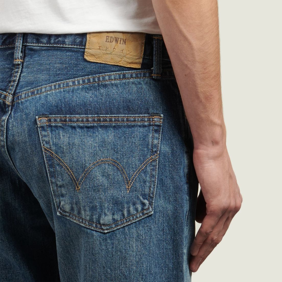 Edwin Мужские джинсы Regular Tapered Kurabo Recycle Denim Red Selvage 14 Oz