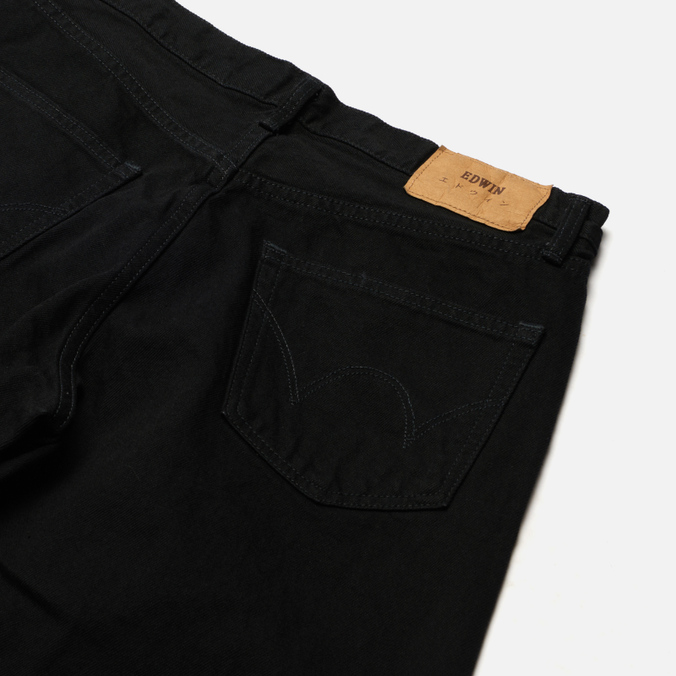 Мужские джинсы Edwin, цвет чёрный, размер 38/32 I030680.89.99 Regular Tapered Kaihara Right Hand Black Denim 13 Oz - фото 3