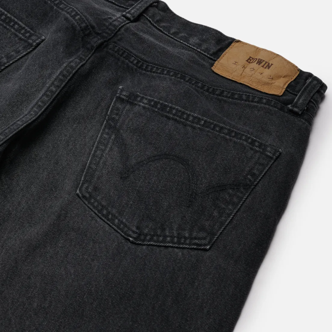 Edwin Мужские джинсы Regular Tapered Kaihara Right Hand Black Denim 13 Oz
