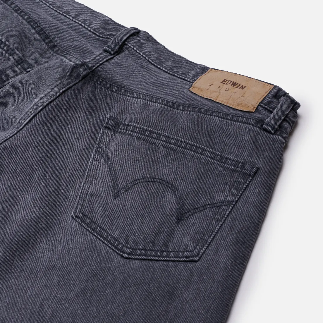 Edwin Мужские джинсы Regular Tapered Kaihara Right Hand Black Denim 13 Oz