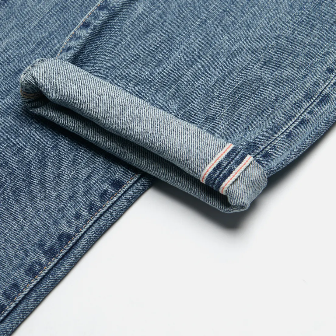 Edwin Мужские джинсы Slim Tapered Kurabo Recycle Denim Red Selvage 14 Oz