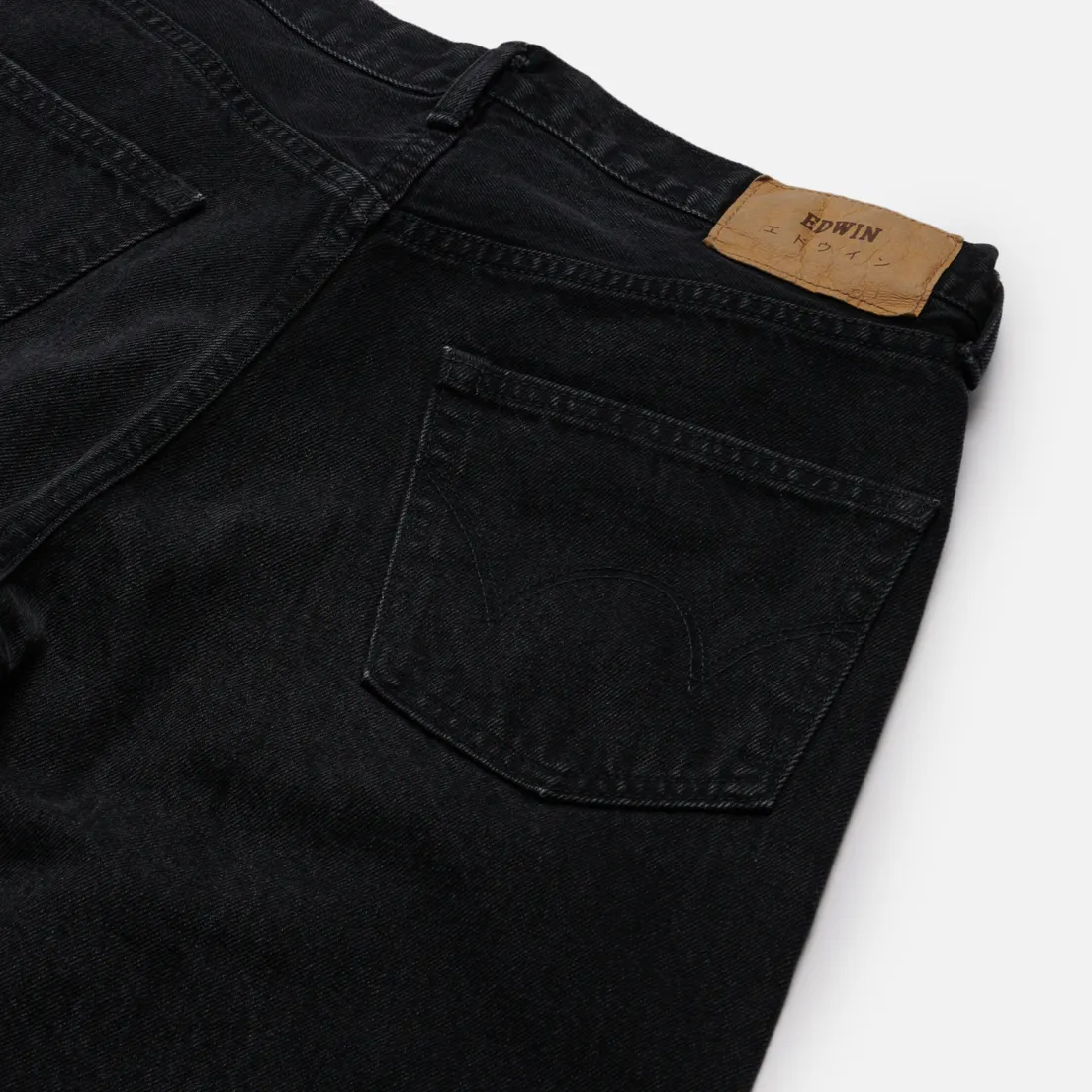 Edwin Мужские джинсы Loose Straight Kaihara Right Hand Black Denim 13 Oz