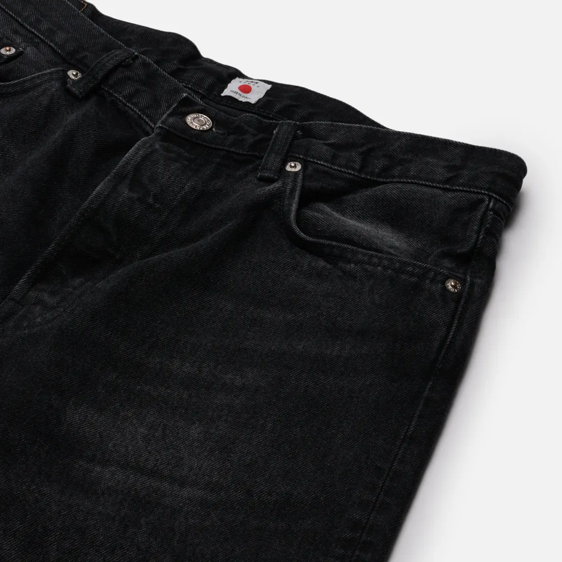 Edwin Мужские джинсы Loose Tapered Kaihara Right Hand Black Denim 13 Oz