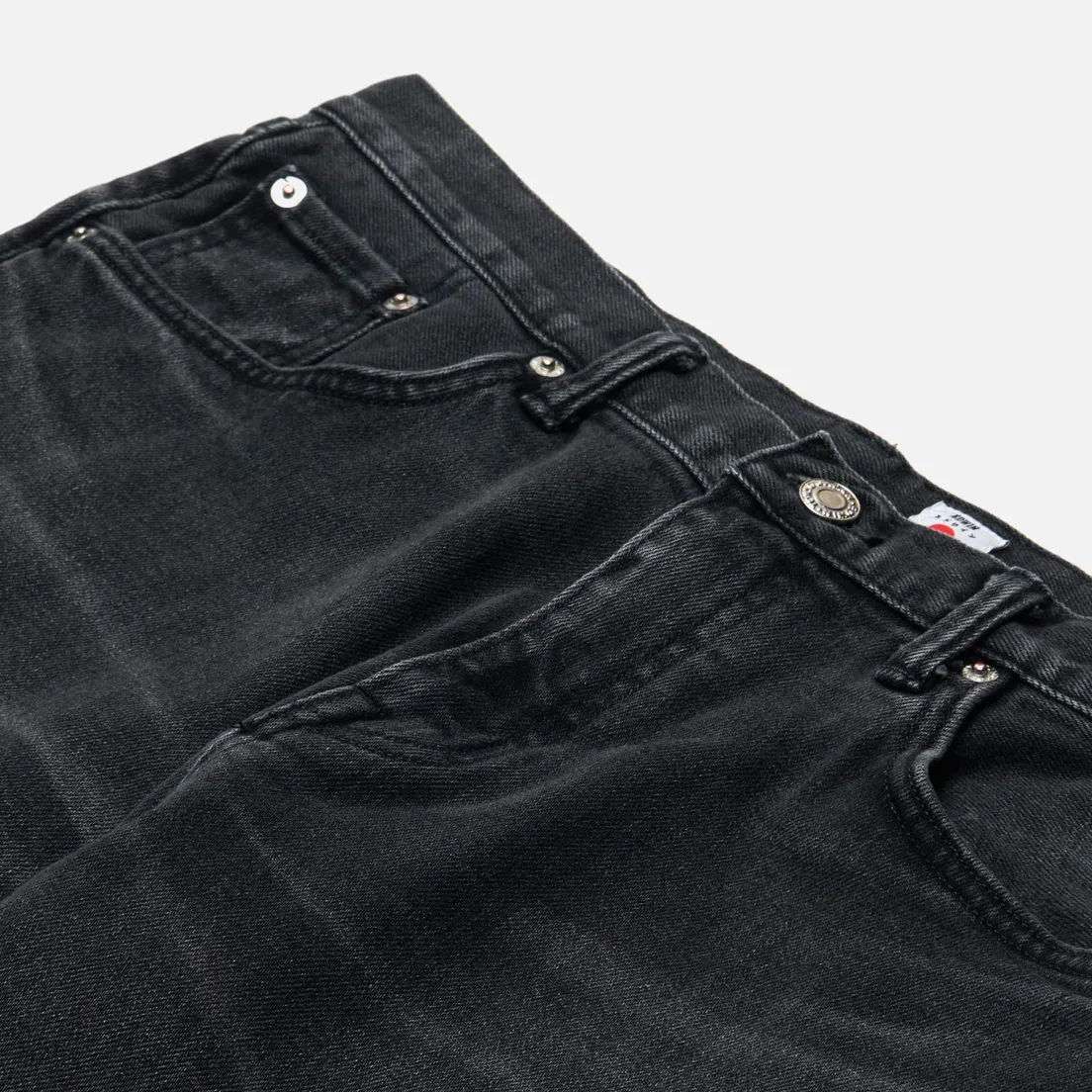Edwin Мужские джинсы Slim Tapered Kaihara Black x Black Stretch Denim Green x White Selvage 12.5 Oz