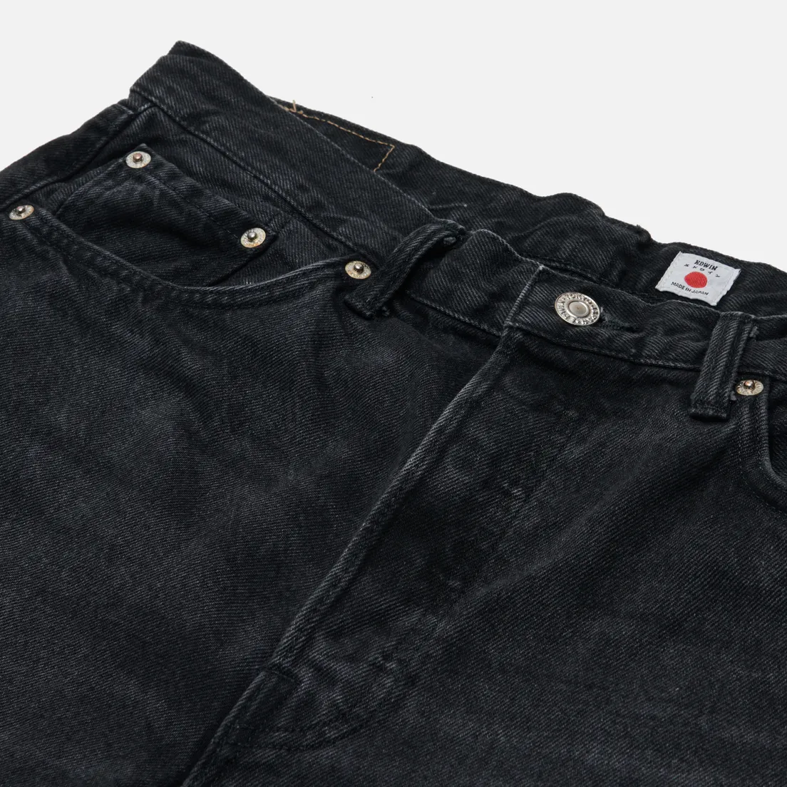 Edwin Мужские джинсы Loose Tapered Kaihara Right Hand Black Denim 13 Oz