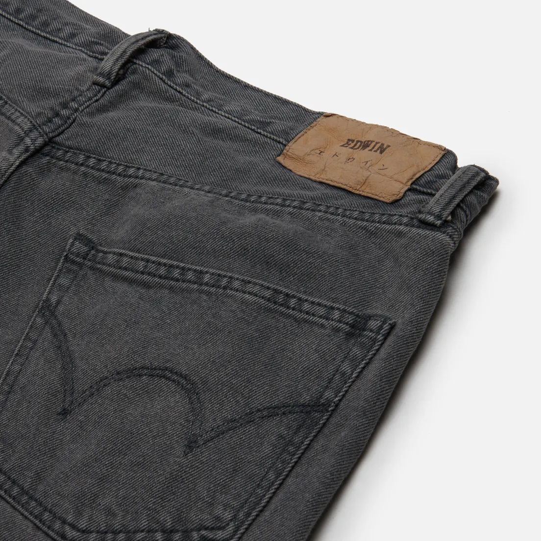 Edwin Мужские джинсы Loose Tapered Kaihara Right Hand Black Denim 13 Oz