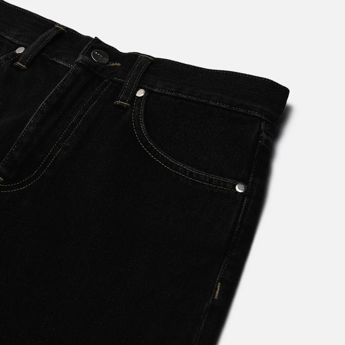 Edwin Женские джинсы W' Zeta Pembroke Black Denim 13.56 Oz