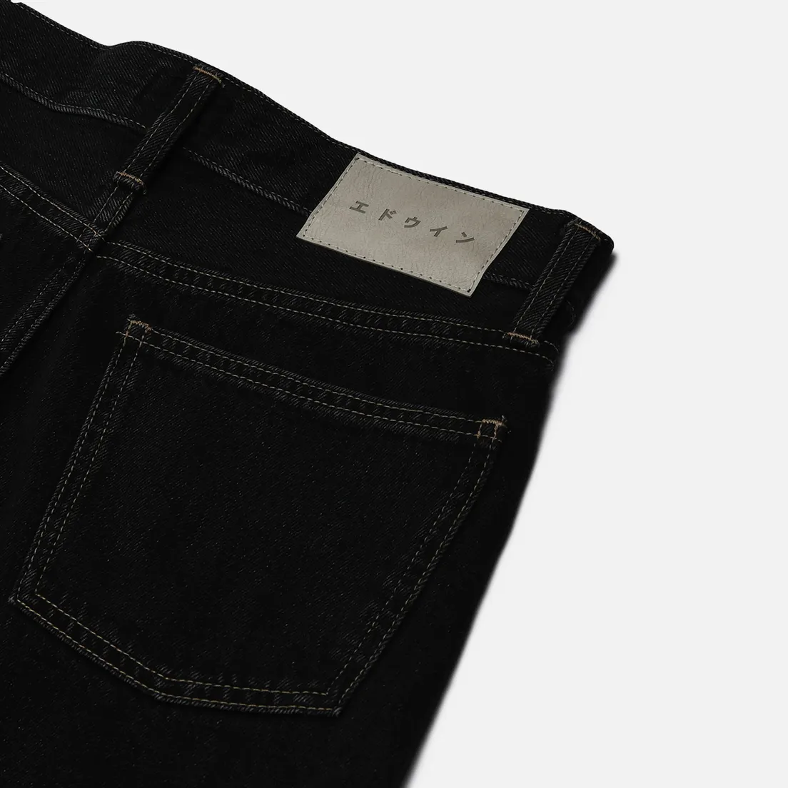 Edwin Женские джинсы W' Zeta Pembroke Black Denim 13.56 Oz